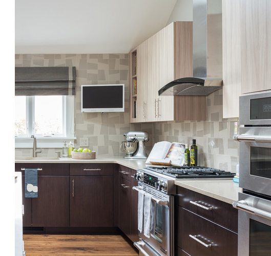 Granite kitchen backsplash in a modern pattern