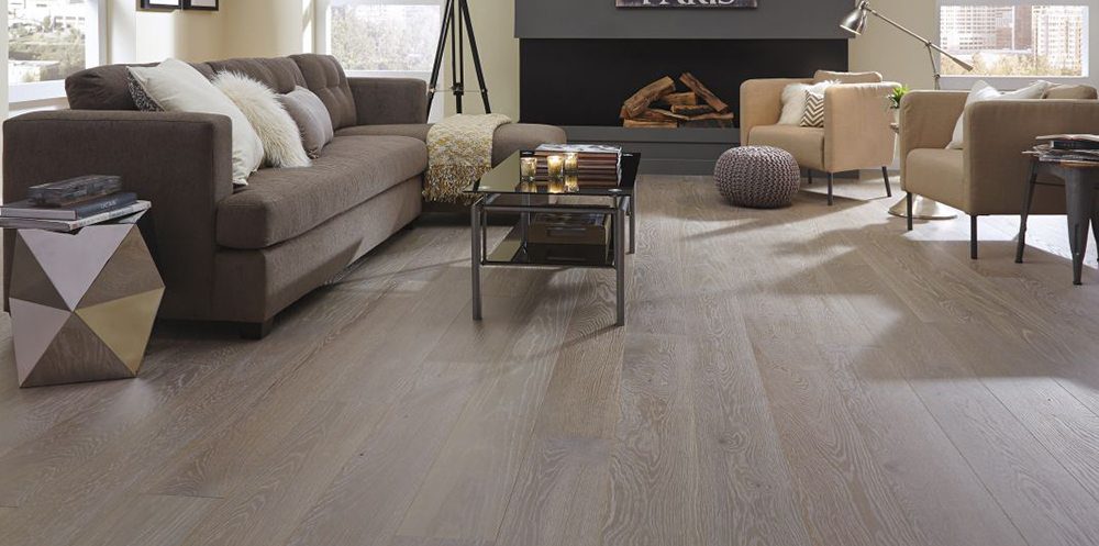 Oak flooring and engineered wood flooring from Carlisle wide plank floors.